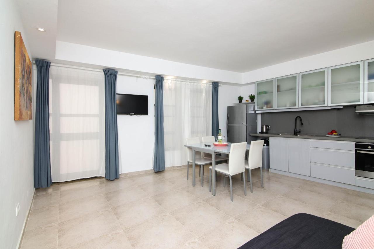 Gabriel Apartments - Cozy Kotel House Yerusalem Bagian luar foto