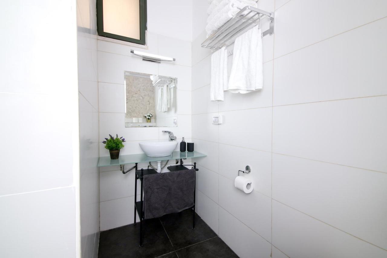 Gabriel Apartments - Cozy Kotel House Yerusalem Bagian luar foto